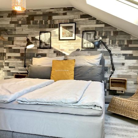 Living At Saarpartments - Adultsonly - Business & Holiday Homes With Kitchen For Long- And Short Term Stay, 3 Min To St Johanner Markt And Points Of Interest Саарбрюккен Экстерьер фото